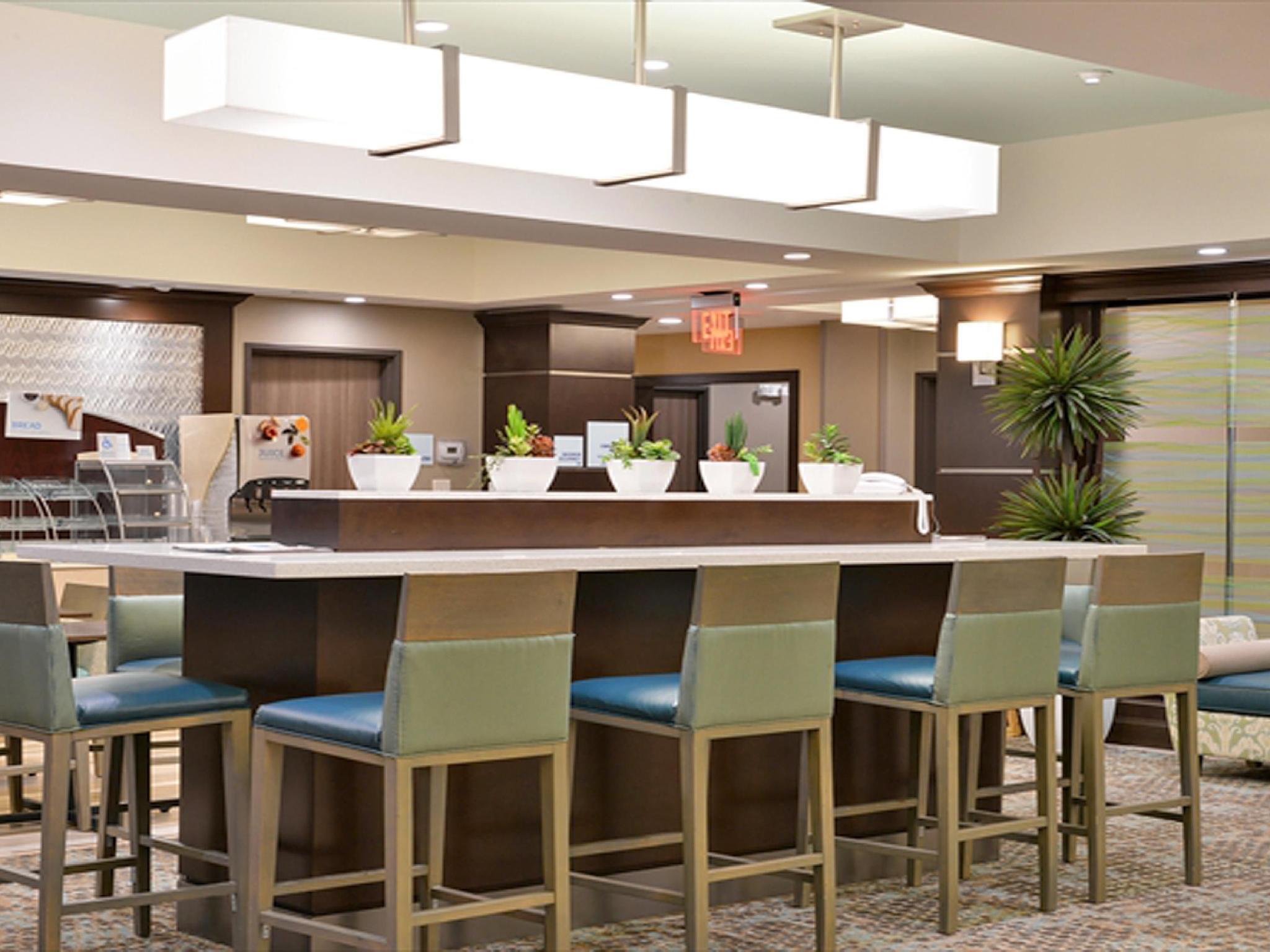 Holiday Inn Express And Suites Schulenburg By Ihg Exterior photo